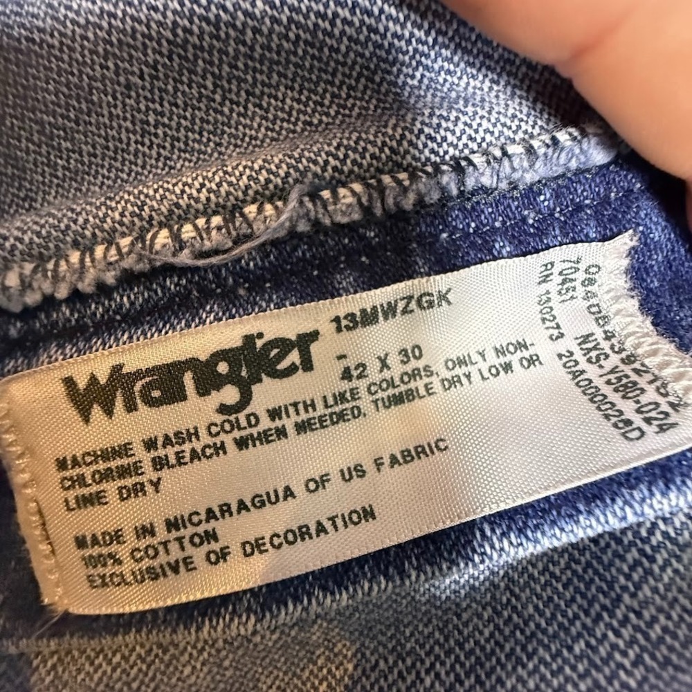 Vintage Wrangler Jeans Mens 42x30 Blue 13MWZ Cowboy Cut Western Denim USA - Picture 3 of 7